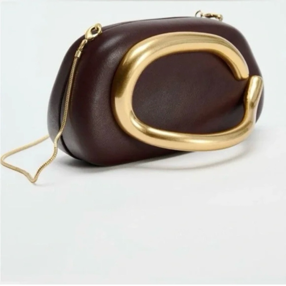 ZARA - Elegant Brown Leather Clutch with Gold Accent - Brand new, never worn.
